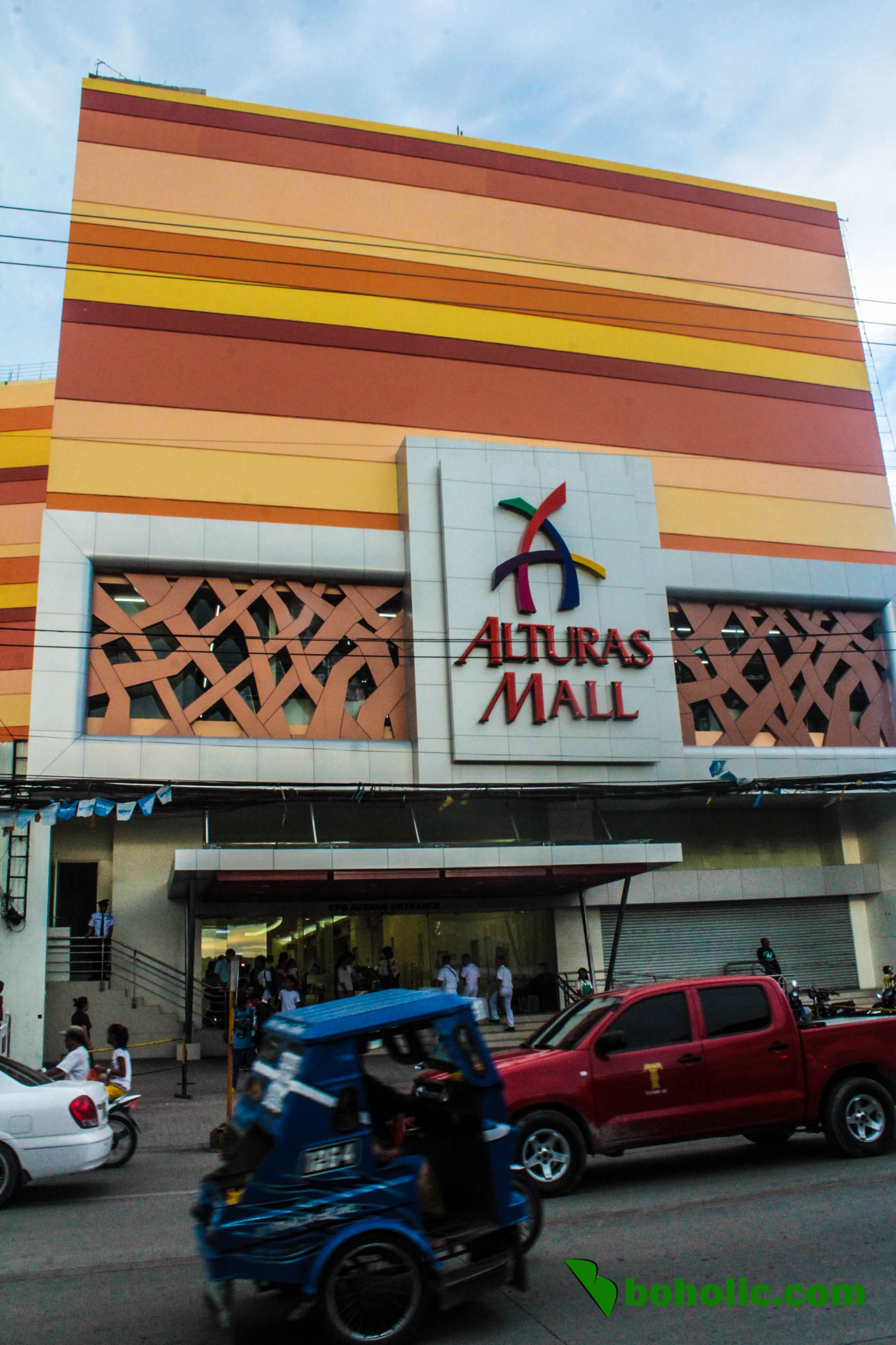 Alturas Mall